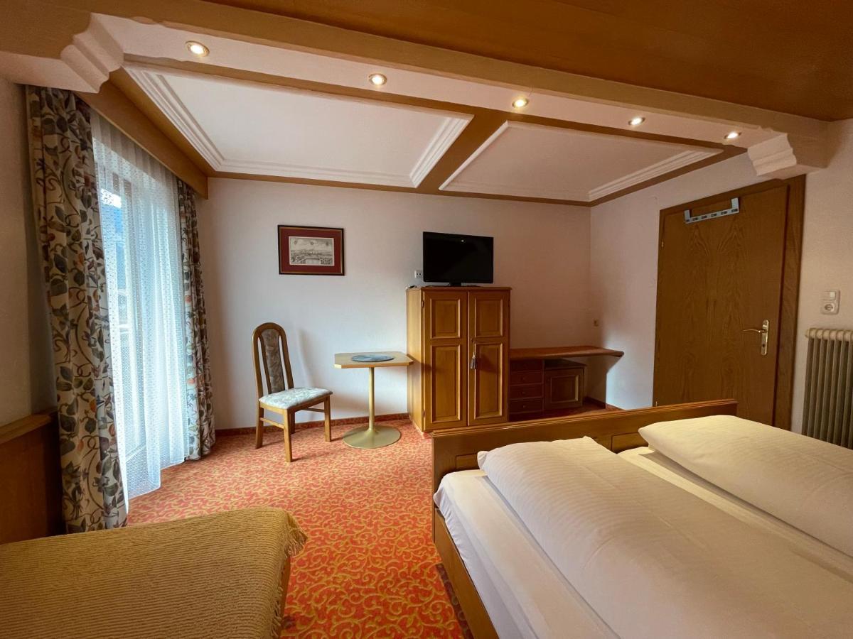 Gaestehaus Poell ไมย์อาโฮเฟิน ภายนอก รูปภาพ